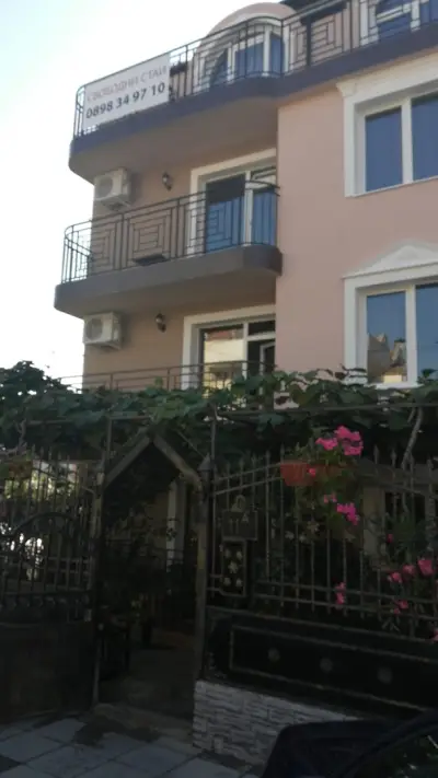 Къща за Гости Драцена