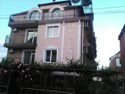 Къща за Гости Драцена