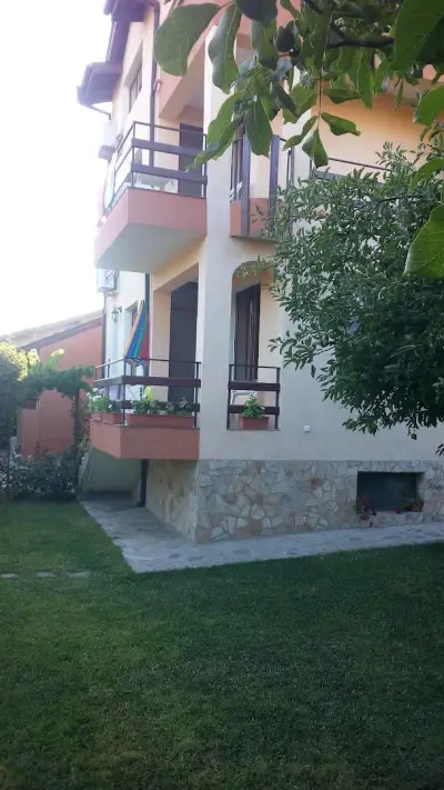 Къща за Гости Христови