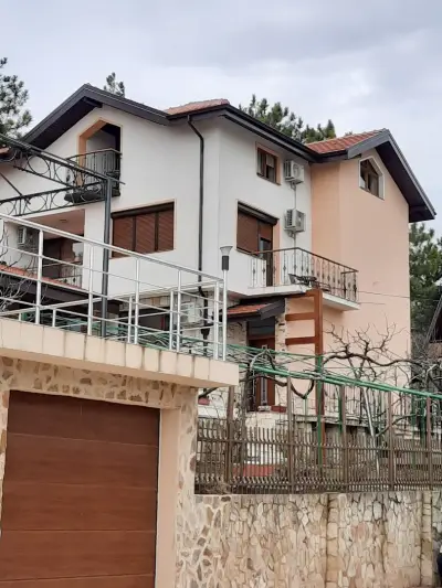 villa MAK