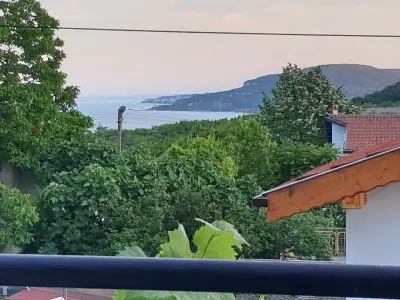 Вила Съни Хил