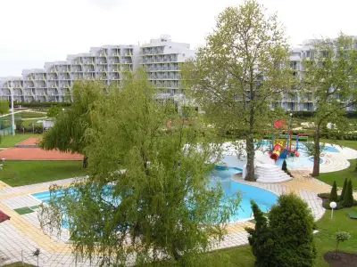 Хотел Лагуна Маре