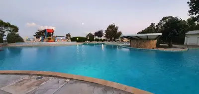 Хотел Лагуна Маре