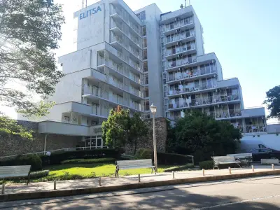 Хотел Елица