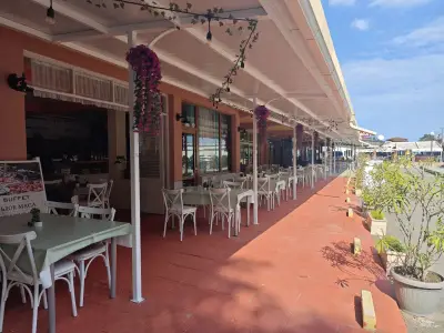 Hotel Largo Beach