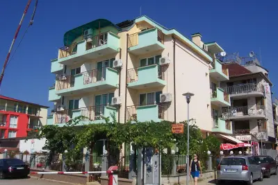 Къща за гости „Марина“