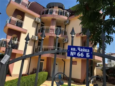 Стаи "Нира" Слънчев бряг (Guest rooms Nira Sunny beach)