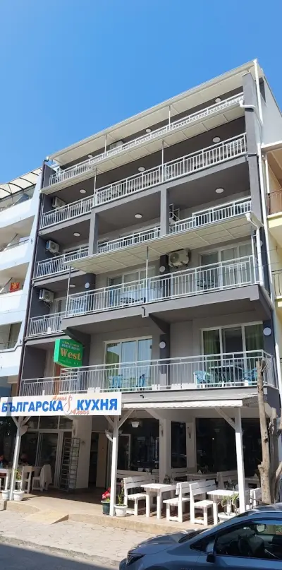 Къща за гости WEST