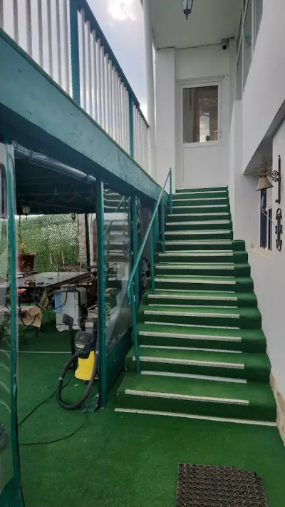 Къща за гости „Villa Parii“