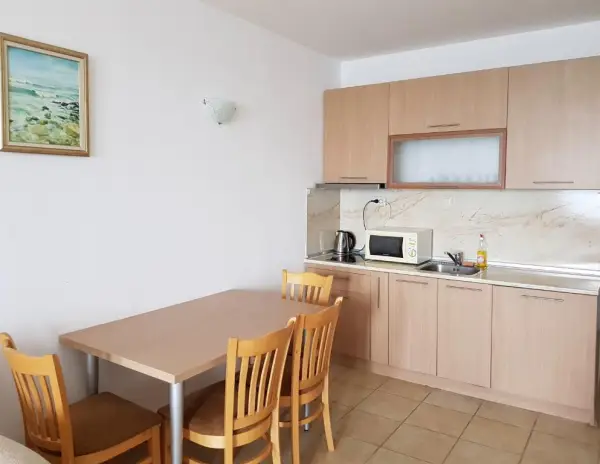 Two-Bedroom Apartment with Sea View First Line - Complex Sirena