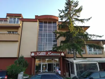 Семеен Хотел Контеса