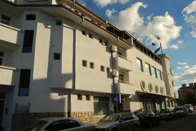 Хотел Алпина