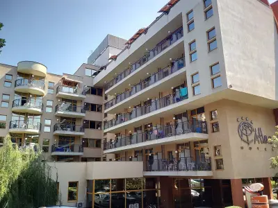 Atlas Hotel - Free Outdoor Pool and Heated Indoor Pool