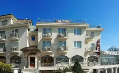 Хотел Траката