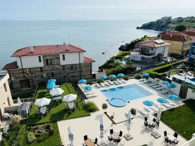 APOLONIS hotel