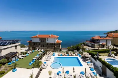 APOLONIS hotel