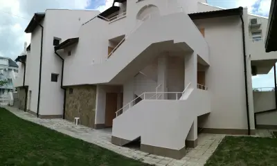 Siana House