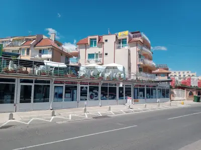 Семеен Хотел Ивиан