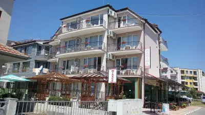 Хотел Радина