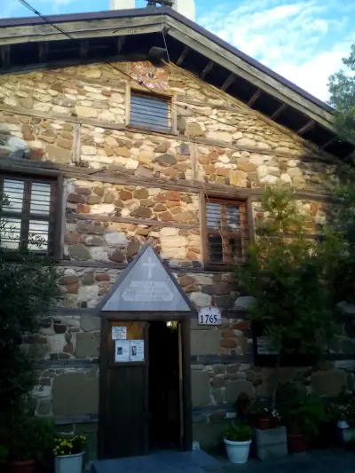 Крайбрежна 3