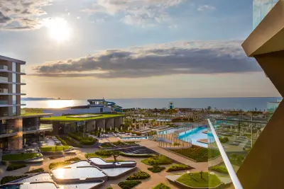 Wave Resort