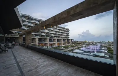Wave Resort