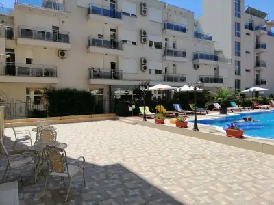 Flora Beach Private