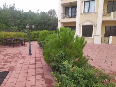 Flora Beach Private