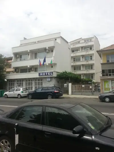 Хотел Стемак