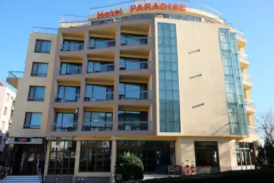 Paradise Hotel & Relax Center