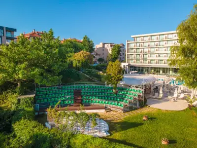 Феста Панорама Хотел