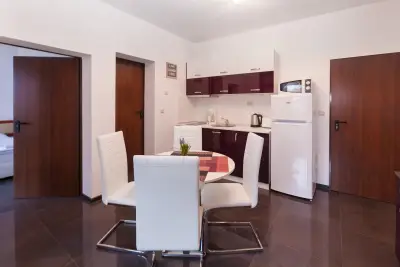 Central Beach GUEST ROOMS