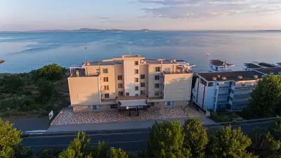 Apart Hotel-Crotiria