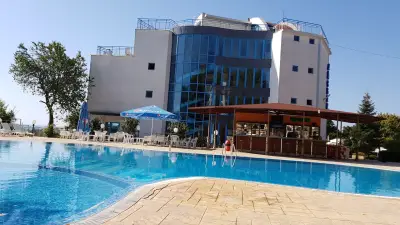 Хотел Айсберг
