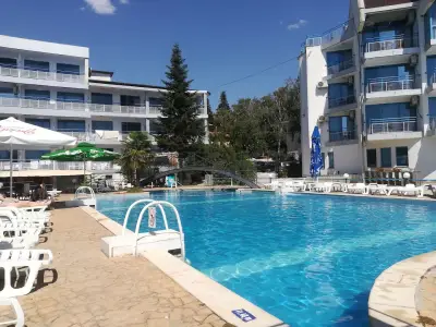 Хотел Айсберг