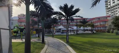 Фламинго Бийч Хотел