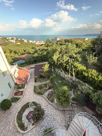 Sunray Guest House