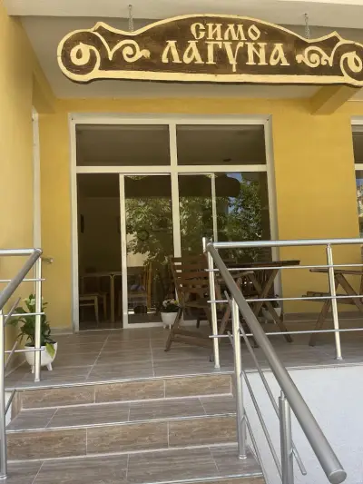 Hotel Laguna - Guest House