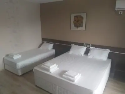 Sea & Hill Guest Houses хотелски тип