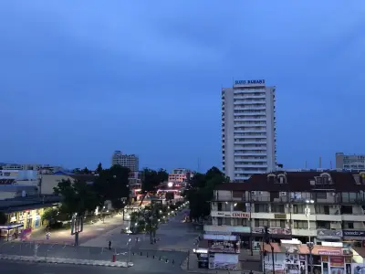Атол Хотел
