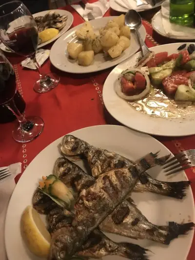 Ресторант БРЯСТА