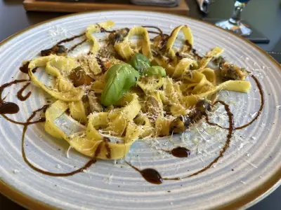 Canotto Pizza Bar & Dinner