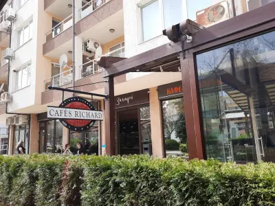 Кафе сладкарница Захаро, Поморие