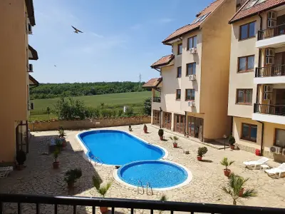 Oasis Beach Apartments Kamchia
