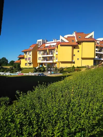 Oasis Beach Apartments Kamchia