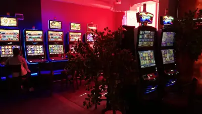КАЗИНО ЛАРЖ