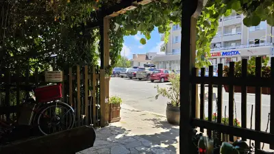 Кафе Аператив Флора