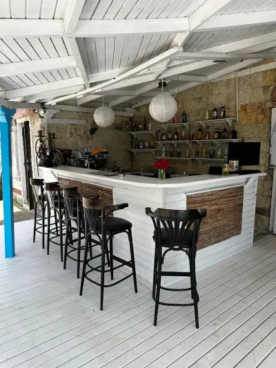 Beach Bar by Tiva del Mar - St. Vlas