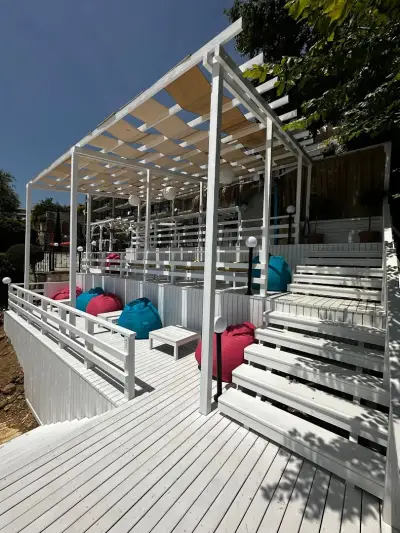 Beach Bar by Tiva del Mar - St. Vlas