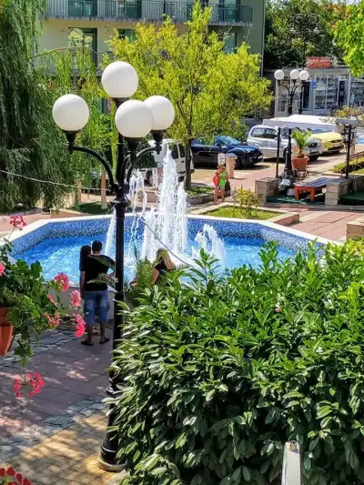 Пицария Централ - Pizza Bar & Grill Central.